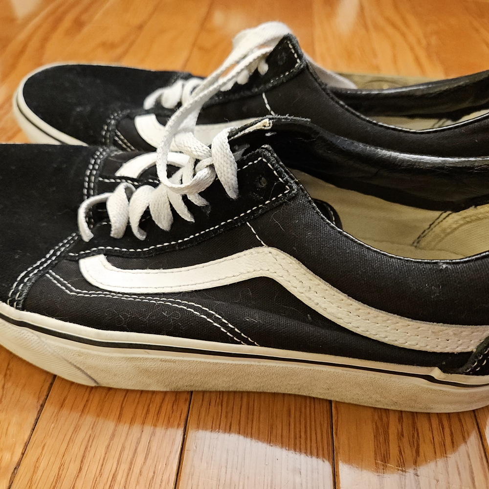 Black and White  Vans Sneakers